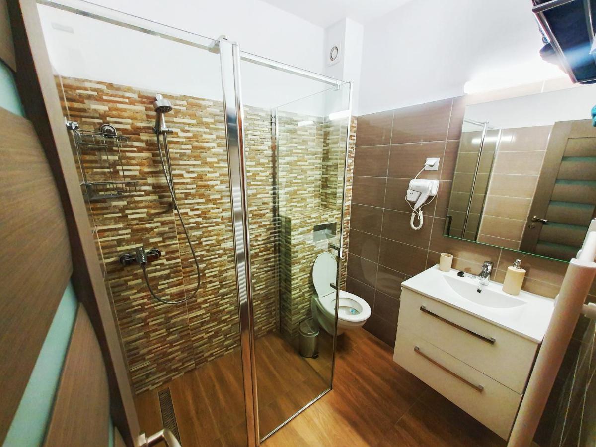 Holiday Home Esku Оршова Экстерьер фото